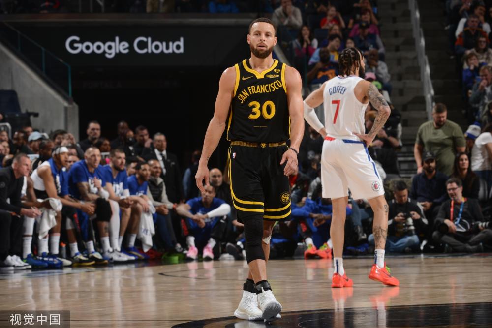 的背景下 的背景下